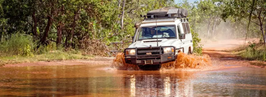 What to do in a cyclone while camping